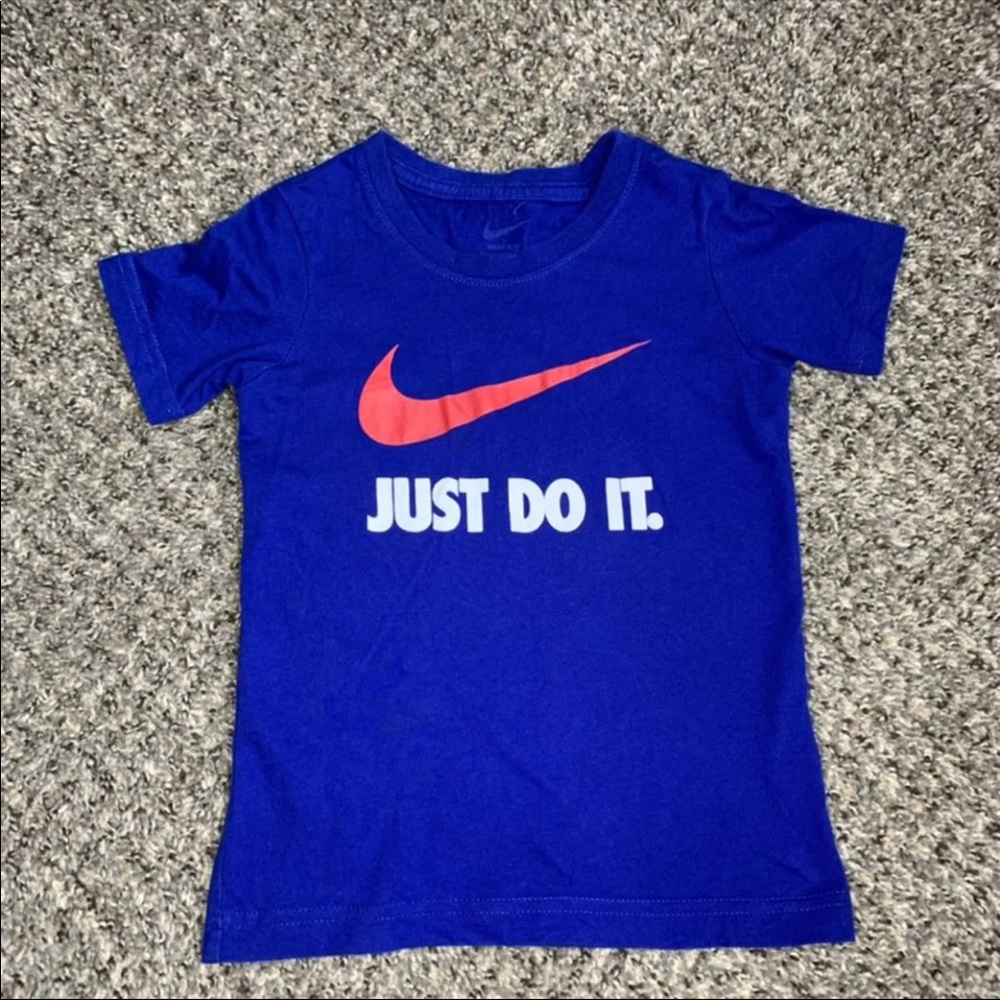 Nike Bundle - Picture 3 of 12